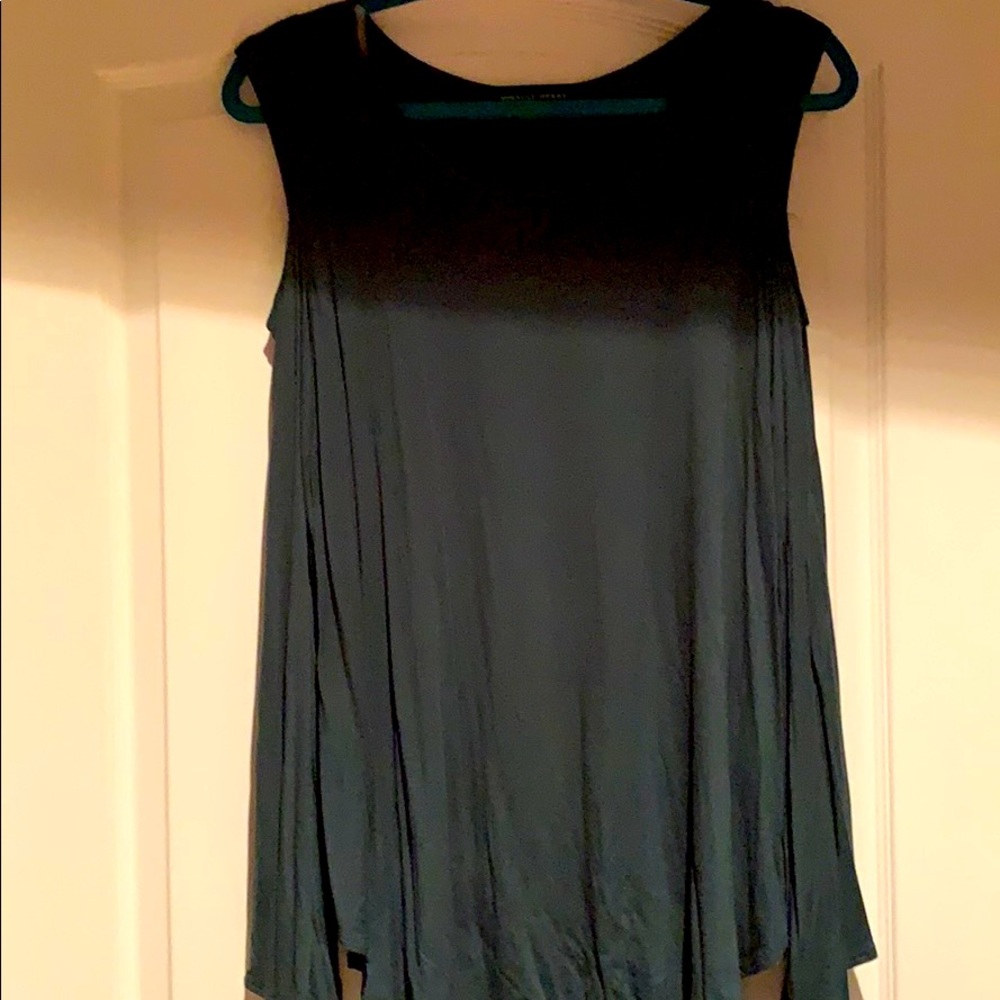 Dark green cut out bell sleeve loose top